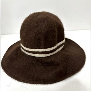 Ladies geniune beaver imported hat